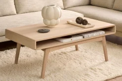 ACTONA GROUP Couchtisch »Marte Beistelltisch – zeitlos & praktisch mit offenem Stauraum« Weiß pigmentiertes Eichenfurnier, pflegeleicht & robust. B: 130 cm.