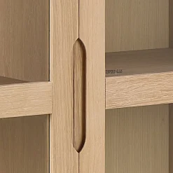 ACTONA GROUP Vitrine »Marte« ölbehandeltes Eiche Furnier, 2 Türen, klar Glas, 140x40x148 cm