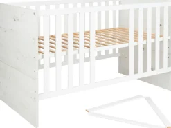 arthur berndt Babyzimmer-Komplettset »Babyzimmer Set »Lavea« 3-teilig« Set, Babymöbel-Set »Lavea«: Kleiderschrank, Kinderbett und Wickelkommode,