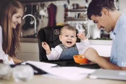 BabyGo Hochstuhl »Divan, Gold schwarz« () platzsparend zusammenklappbar