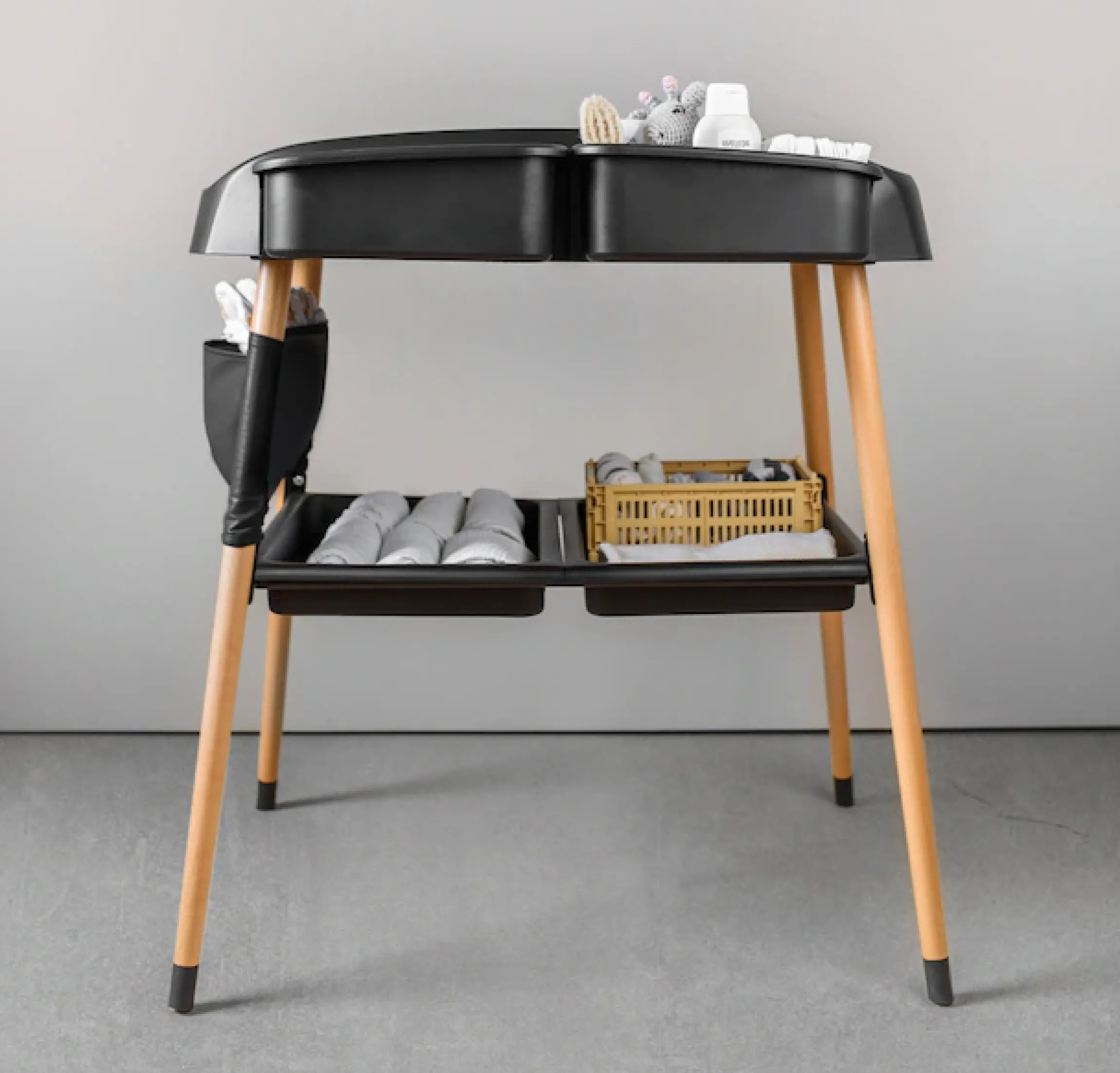 BabyGo Wickeltisch »ChangeMe, schwarz« bis 11 kg Made in Europe 62 cm