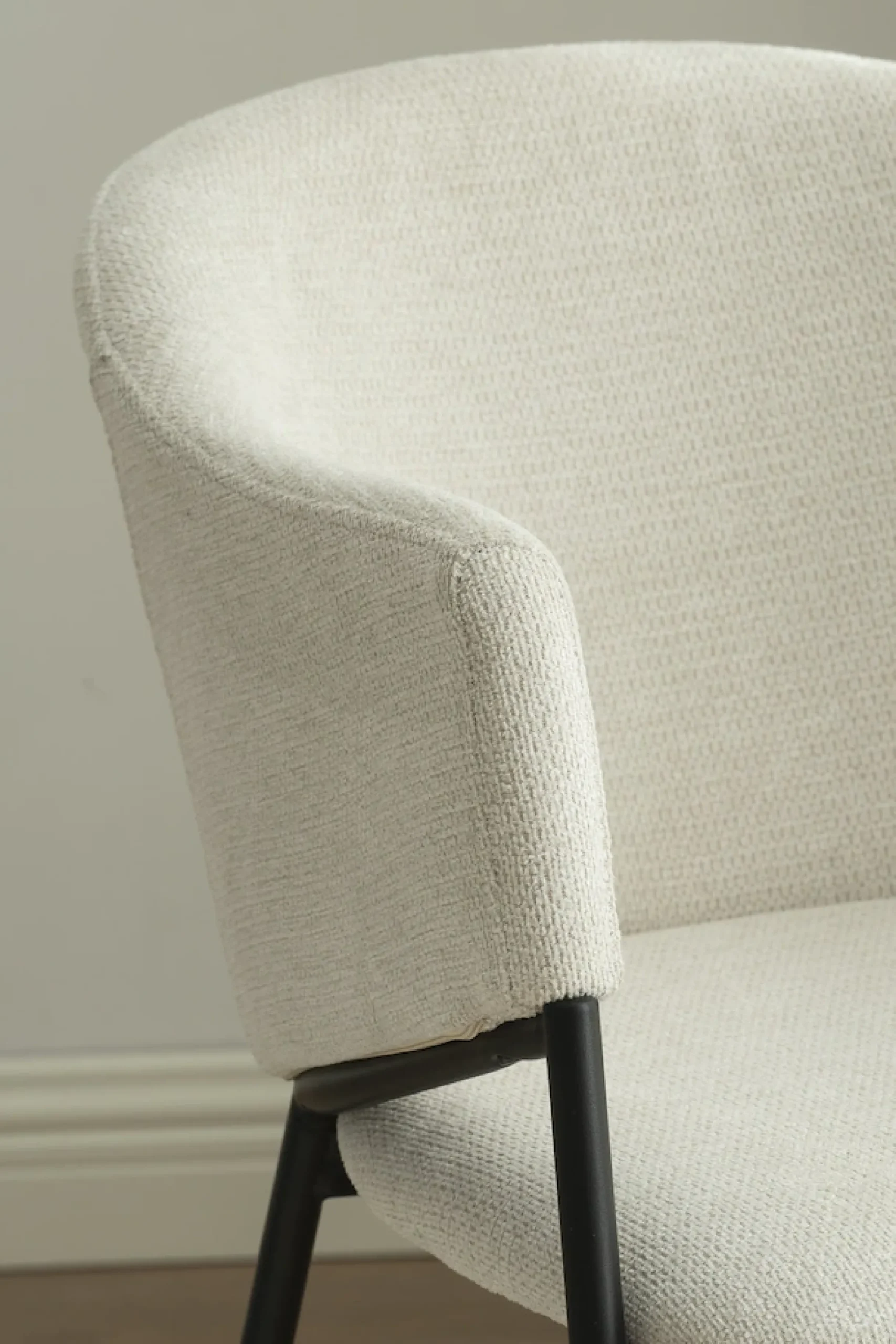 byLIVING Esszimmerstuhl »YORK« (Set) 2 Stk.Strukturstoff in beige, bis 110 kg, Schaumstoff, 4-Fußgestell