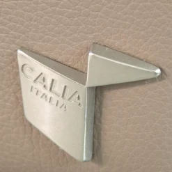 CALIA ITALIA 2-Sitzer »Simon, erstklassiger Sitzkomfort und tolles Design« in zwei Lederqualitäten