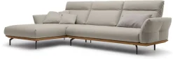 Creation BY ROLF BENZ Ecksofa »CR.460 Design-Sofa der Extraklasse, verstellbare Rückenlehne, L-Form« Sockel in Nussbaum, Winkelfüße in Umbragrau, Breite 318 cm