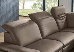Die PlanBar Ecksofa »PN-EM20091, L-Form, Breite 297 cm« inkl. Kopfteilverstellung, optional elektr. Relaxfunktion u. Stauraum