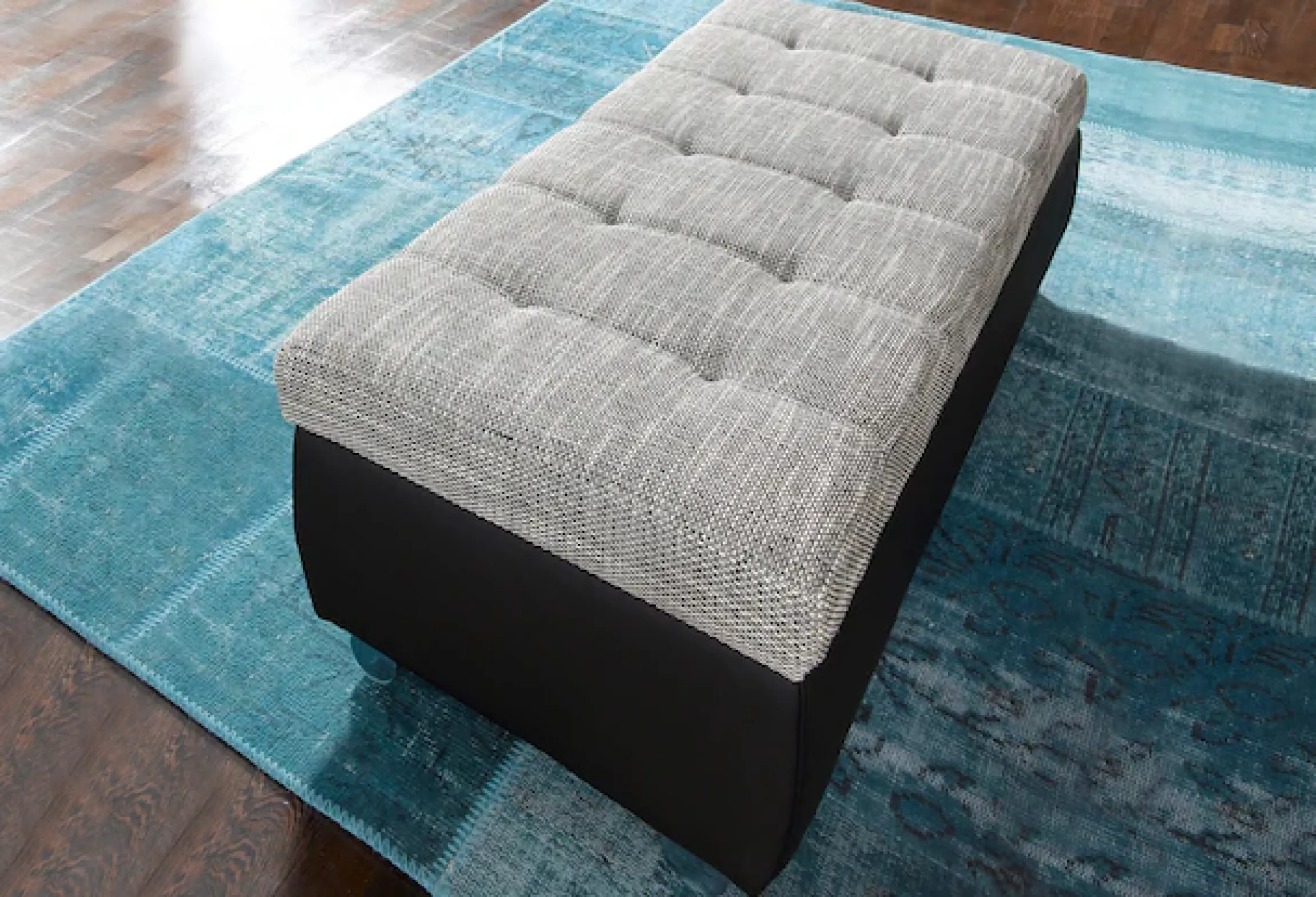 DOMO collection Hocker »TREVISO XXL:161x60x41 cm« mit Stauraum, auch in Cord, passend zur Serie, moderne Steppung