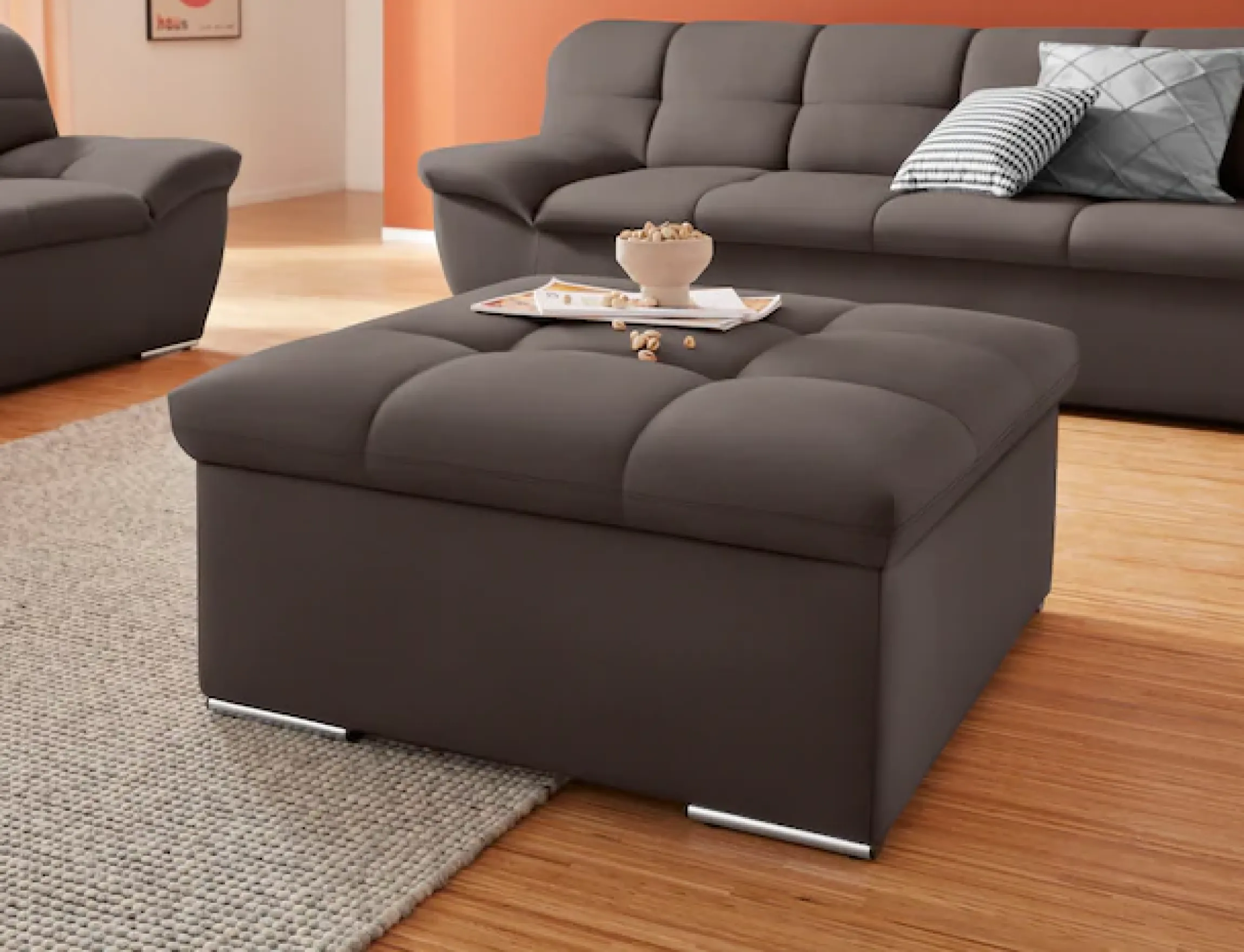 DOMO collection Sitzhocker »Lagoa moderne Steppung im Sitz, elegant und zeitlos, B/T 87/87cm« in großer Farbauswahl