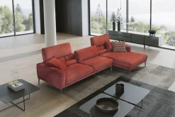 Egoitaliano Ecksofa »Masu, Design trifft sensationellen Sitzkomfort, Breite 277cm, L-Form« inkl. 2 Kissenrollen, Rückenelemente manuell verstellbar, Metallfüße