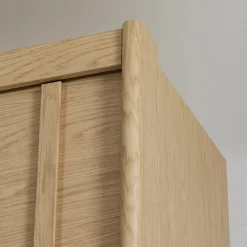 Gami Kleiderschrank »IZADI« Viel Stauraum and gut ausgestatttet