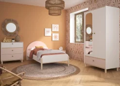 Gami Kommode »Romy« 1 Stk. tlg. Elegantes Design für eine sanfte und feminine Atmosphäre.