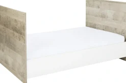 Home affaire Babyzimmer-Komplettset »Henning« Set, inkl. Lattenrost, 5 Stk. tlg. Kleiderschrank, Kinderbett, Wickelkommode, Seiten und Wickelkomm-Regal