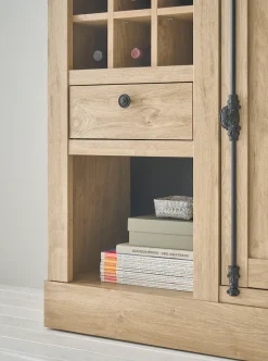 Home affaire Highboard »Cornwall, Kommode im Landhausstil, Schrank, Sideboard, Eiche Dekor« 1 Stk. tlg. verschnörkelte Metallgriffe, ausreichend Stauraum, 105 cm breit