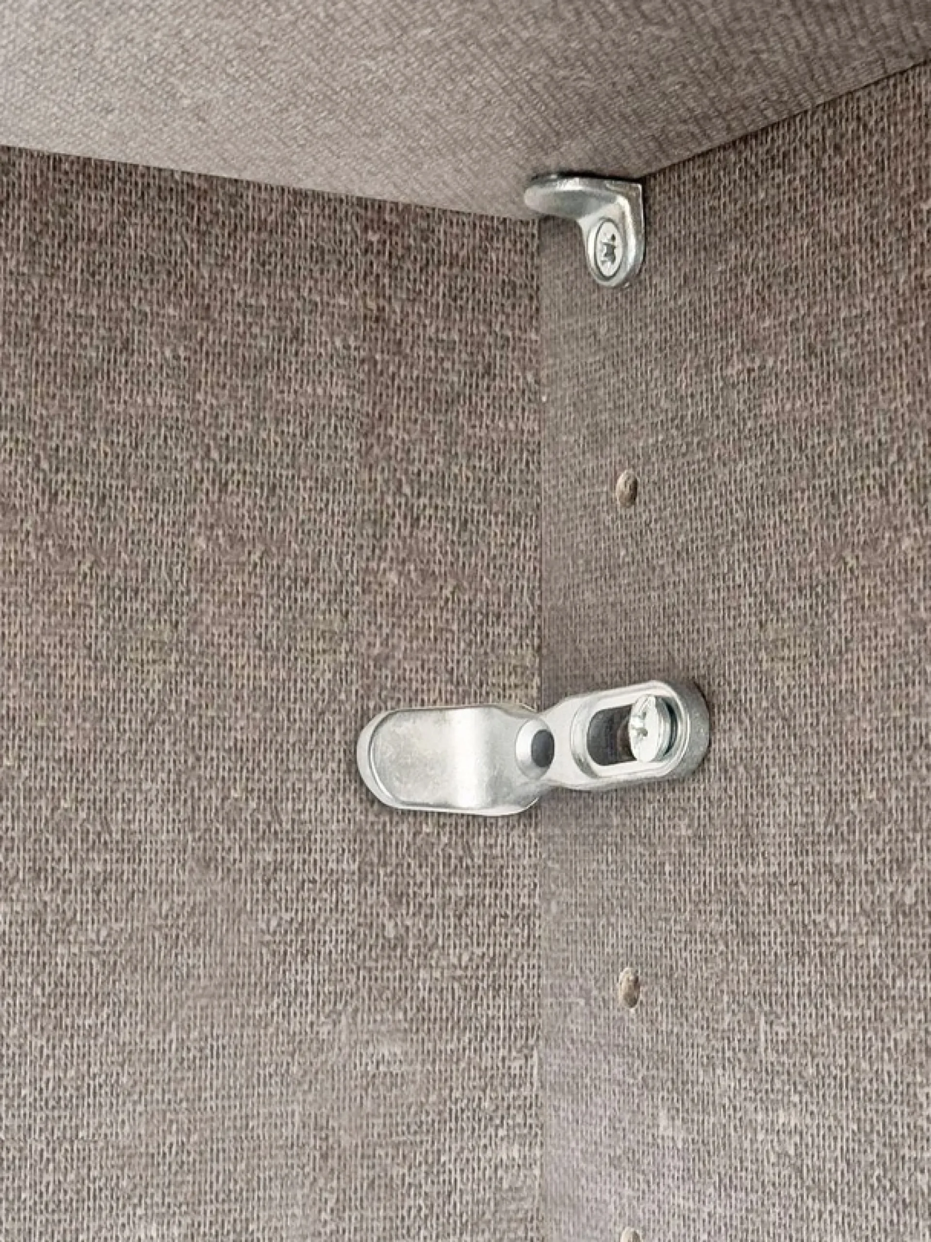 Home affaire Kleiderschrank »AMETISTA, Drehtürenschrank, designgeformten Fronten« Made in Italy, hochglanz lackiert, Basisausführung, Zubehör extra