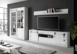 Home affaire Lowboard »Daytona, moderner TV-Unterschrank, Kommode in Weiß Hochglanz« mit Schiebetürenbeschlag in Chrom-Optik, ausreichend Stauraum