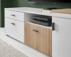 Home affaire Lowboard »Hudson« in moderner Trendfarbe, Griffe aus Metall (Schwarz), Breite 150 cm
