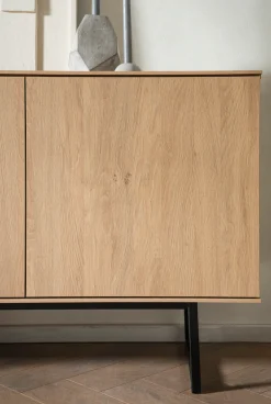 Home affaire Lowboard »Lund, moderner TV-Unterschrank, Kommode mit Kufengestell« optisch dünner Oberboden, hochwertige Optik, ausreichend Stauraum