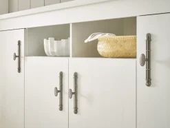Home affaire Sideboard »RAVENNA« im romantischen Landhausstil, Griffe aus Metall, Breite 201 cm