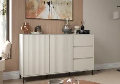 Home affaire Sideboard »viel Stauraum, Soft Close, 2 Türen und 3 Schubkasten« mit Metallfüßen, Breite 158 cm, grifflos, Fronten geriffelt