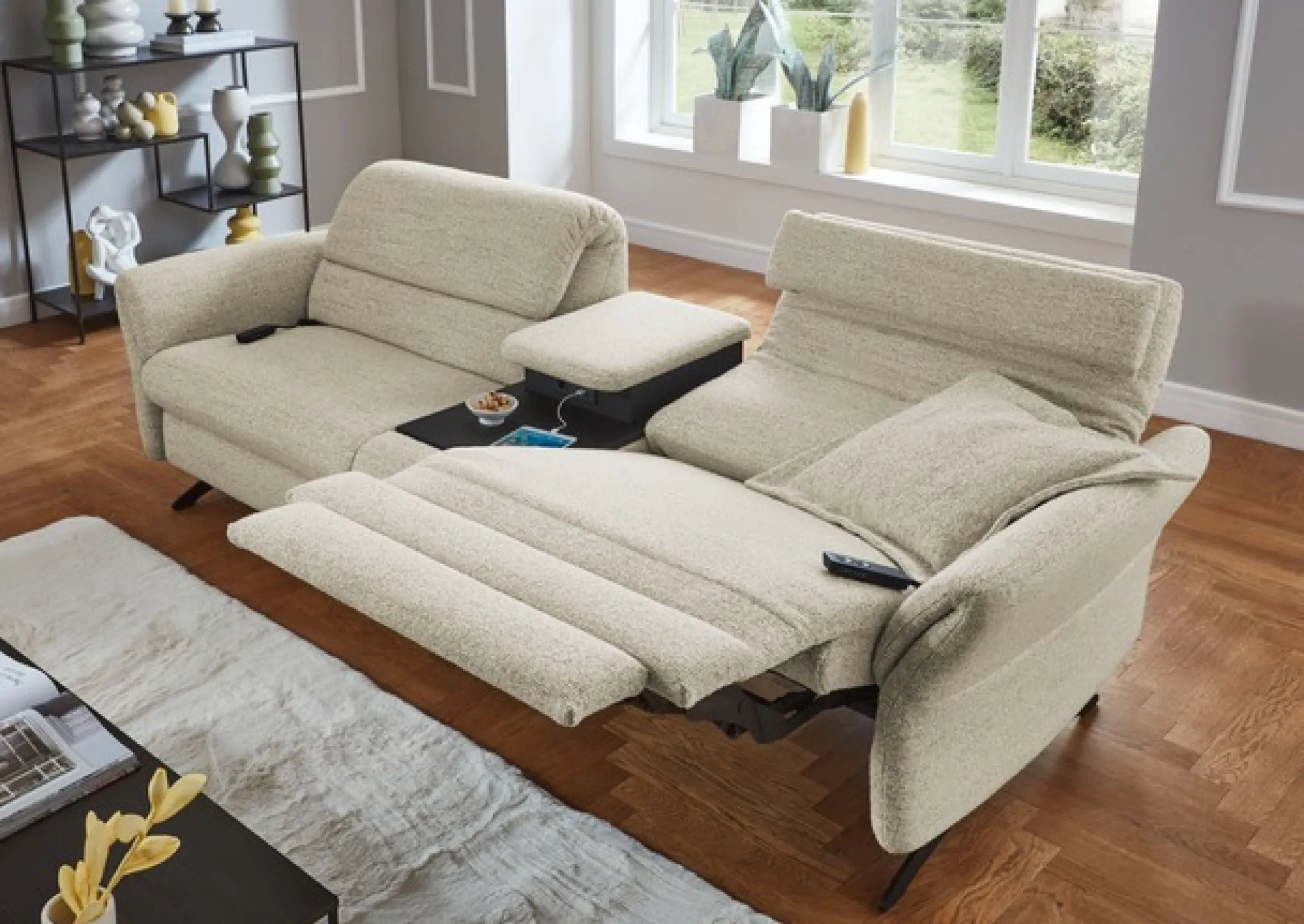 Home affaire 3-Sitzer »Bellaria, inklusive 2x Relaxfunktion motorisch mit Herz-Waage-Beschlag« Zwischenelement mit Tisch, Steckdose & USB-Ladestation