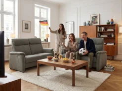Home affaire 3-Sitzer »Turin Sofa mit elektrischer Relaxfunktion, Breite 226 cm« inkl. Tisch, USB & Steckdose, Federkern & pflegeleichtem Bezug