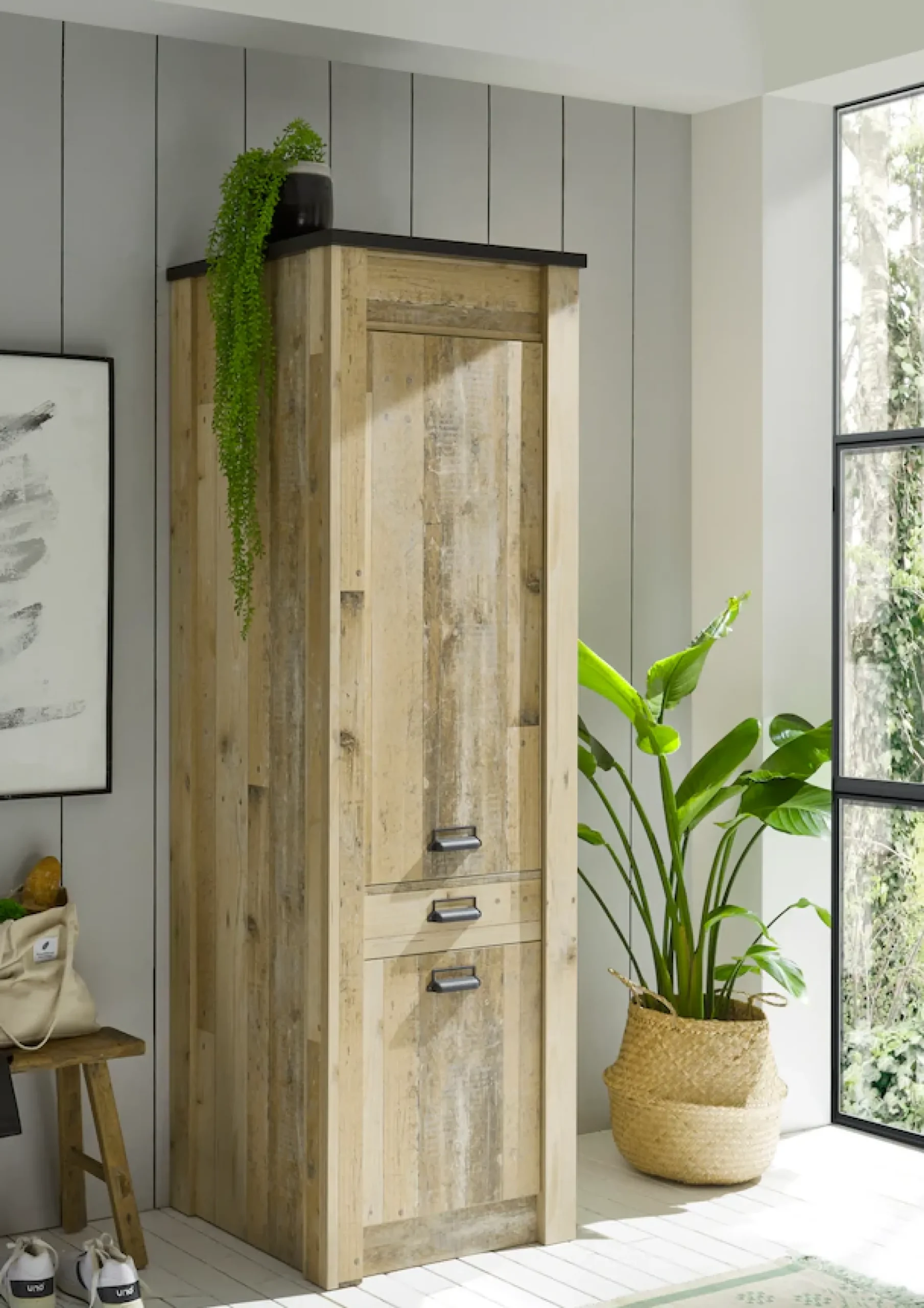 Home affaire Vorratsschrank »Sherwood« mit Apothekergriffen aus Metall, Tiefe 64 cm