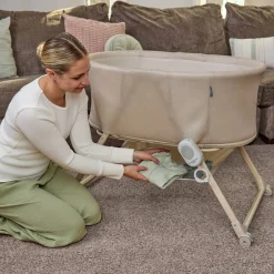 ingenuity Baby-Reisebett »Snooze & Stow™ Easy-Folding Bassinet, beige« faltbar