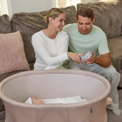ingenuity Baby-Reisebett »Snooze & Stow™ Easy-Folding Bassinet, beige« faltbar