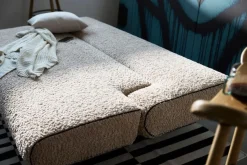 INNOVATION LIVING ™ Schlafsofa »Unfurl Bettsofa, super Strukturstoff, Gästebett, Breite 200cm« Design & Komfort im Einklang. Zeitlose Optik mit Wohlfühlkomfort