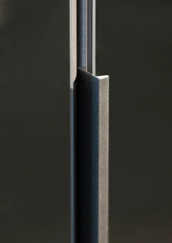 INOSIGN BY RAUCH Drehtürenschrank »Schlafzimmerschrank Kleiderschrank Schrank Garderobe FERRIS« In 3 Ausstattungen BASIC/CLASSIC/PREMIUM, Breiten 136/181/226/271 cm,Mitteltüren mit hochwertigem Grauspiegel MADE IN GERMANY