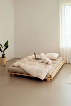 Karup Design Bettgestell »Social Bed, ohne Matratze, FSC®-zertifiziertes Massivholz« wahlweise mit oder ohne verstellbares Zubehör, Bett in mehreren Größen