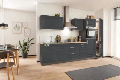 KOCHSTATION Küchenzeile »KS-Stockholm – Küche mit hochwertiger und detailreicher Landhausfront« Breite 330 cm, wahlweise mit E-Geräten,mit MDF-Fronten