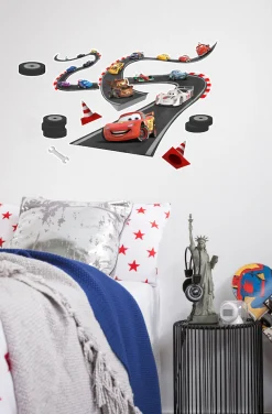 Komar Wandtattoo »Cars Track - Größe 50 x 70 cm« selbstklebend, Wandsticker, Kinderzimmer