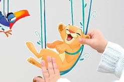 Komar Wandtattoo »Lion King Relax - Größe 50 x 70 cm« selbstklebend, Wandsticker, Kinderzimmer
