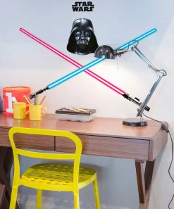 Komar Wandtattoo »Star Wars Darth Vader and Lightsaber - Größe 50 x 70 cm« selbstklebend, Wandsticker, Kinderzimmer
