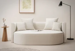 LeGer Home by Lena Gercke 2,5-Sitzer »ISALIE Samtoptik, rundes Loungesofa, mit Kissen, perfekt gepolstert« moderne Stoffe, mit 4 Zierkissen, extra große Sitzfläche