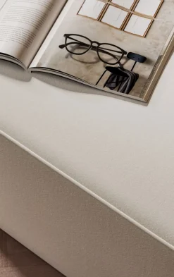 LeGer Home by Lena Gercke 2,5-Sitzer »ISALIE Samtoptik, rundes Loungesofa, mit Kissen, perfekt gepolstert« moderne Stoffe, mit 4 Zierkissen, extra große Sitzfläche