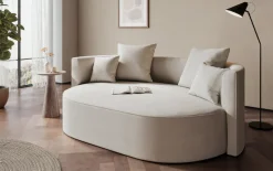 LeGer Home by Lena Gercke 2,5-Sitzer »ISALIE Samtoptik, rundes Loungesofa, mit Kissen, perfekt gepolstert« moderne Stoffe, mit 4 Zierkissen, extra große Sitzfläche