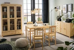 Möbilia Vitrine »Chur« Gefertigt aus massivem Kieferholz