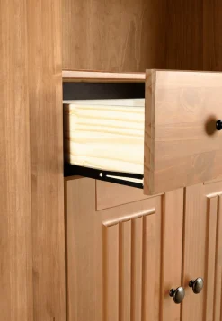 OTTO home Bücherregal »Liotta« mit 3 verstellbare Einlegeböden, 1 Schubkasten, massives Kiefernholz
