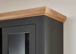 OTTO home Buffet »Westminster, Buffetschrank im Landhausstil, Schrank, Hochschrank« Metallgriffe, ausreichend Stauraum, in 2 Farben erhältlich