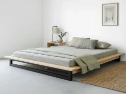 OTTO home Futonbett »Kobe, Massivholzbett aus Kiefer im Industrial Design, 200 KG belastbar« Liegefläche 140x200cm,stabiles Kufengestell,rundum Ablagefläche, FSC, Made in Europe