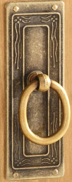 OTTO home Garderobenschrank »Lille Mehrzweckschrank Breite/Höhe: 67/187 cm« aus massiver Kiefer, mit schöner Lilien-Fräsung, Jugendstil-Griffe