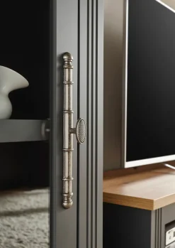 OTTO home Highboard »Westminster, Schrank im Landhausstil, Hochkommode, Stauraumelement« Metallgriffe, ausreichend Stauraum, in 2 Farben erhältlich