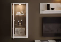 OTTO home Hängevitrine »Rondo, Wandschrank, Schwebendes Design für modernen Wohnraum« UV lackiert, Soft Close Funktion, Beleuchtung, Wandmontage