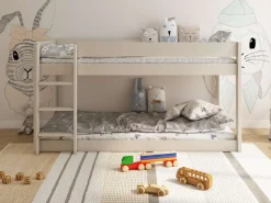 OTTO home Kinderbett »ROBIN ,Bodenbett,Etagenbett,Leiter/Einstieg seitenverkehrt montierbar« 2 Größen,Montessori Stil, zertifiziertes Massivholz