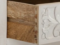 OTTO home Kleiderschrank »Fenris« pflegeleichtes Mangoholz, mit dekorativen Schnitzereien, Höhe 180 cm