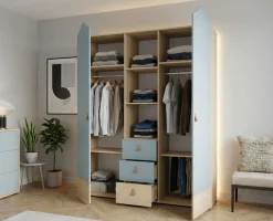 OTTO home Kleiderschrank »Hennix skandinavisches Spitzdach-Design mit Soft-Close, viel Stauraum« H/B/T ca. 200/150/51cm,3 Schubladen, Made in Germany, variable Einlegeböden