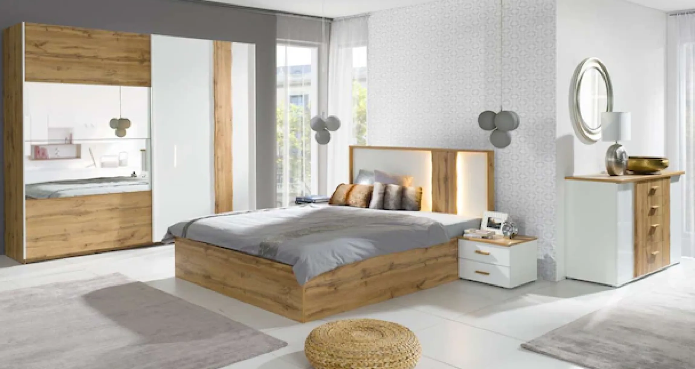 OTTO home Kommode »Kommode Fabellaa mit 4 Schubladen, 2 Einlegeböden, BxHxT 130x82x45 cm« mit viel Stauraum, 2 Drehtüren