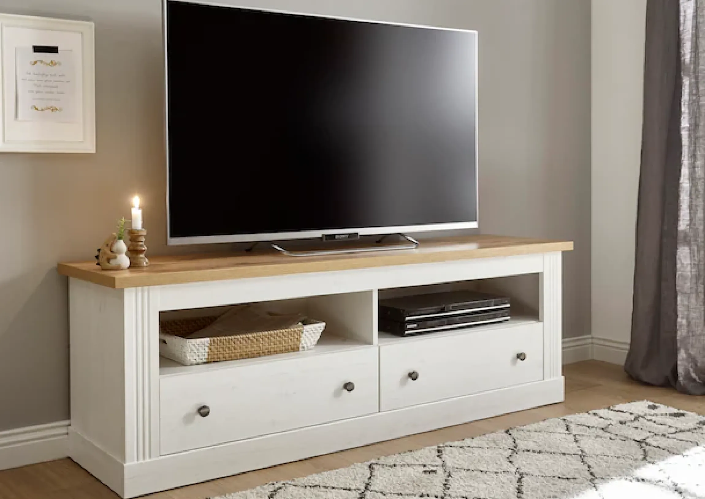 OTTO home Lowboard »Westminster, TV-Unterteil im Landhausstil, Kommode, TV-Schrank« Metallgriffe, viel Stauraum, in 2 Farben & drei Größen erhältlich