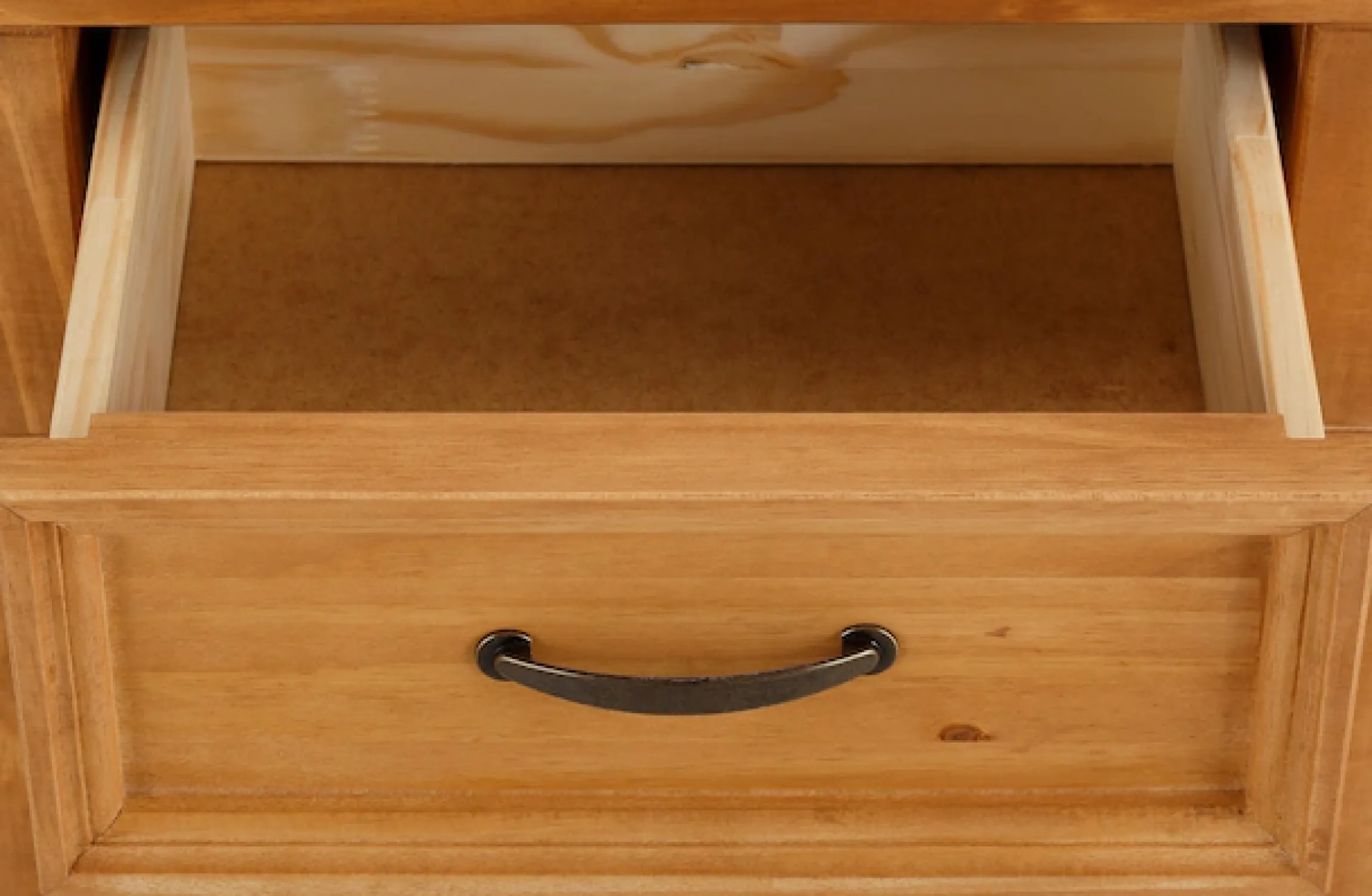 OTTO home Sideboard »Selma« Kommode aus massivem Kiefernholz, Breite 145 cm
